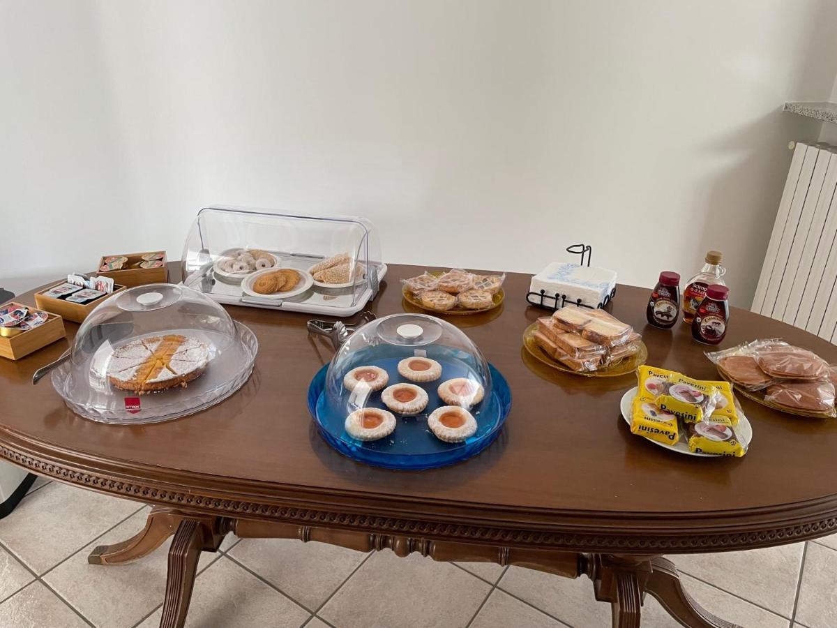 Casa Azzurra Camere Serravalle Sesia Zewnętrze zdjęcie