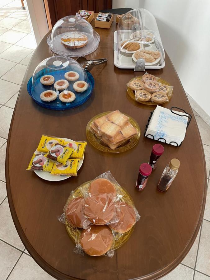 Casa Azzurra Camere Serravalle Sesia Zewnętrze zdjęcie